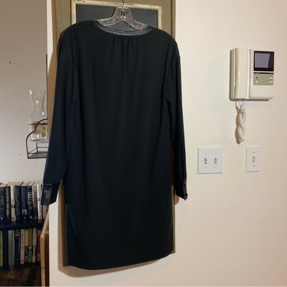 Theory Black Popover  Combo Dress with Leather Trims Size Small NWT - Picture 7 of 7